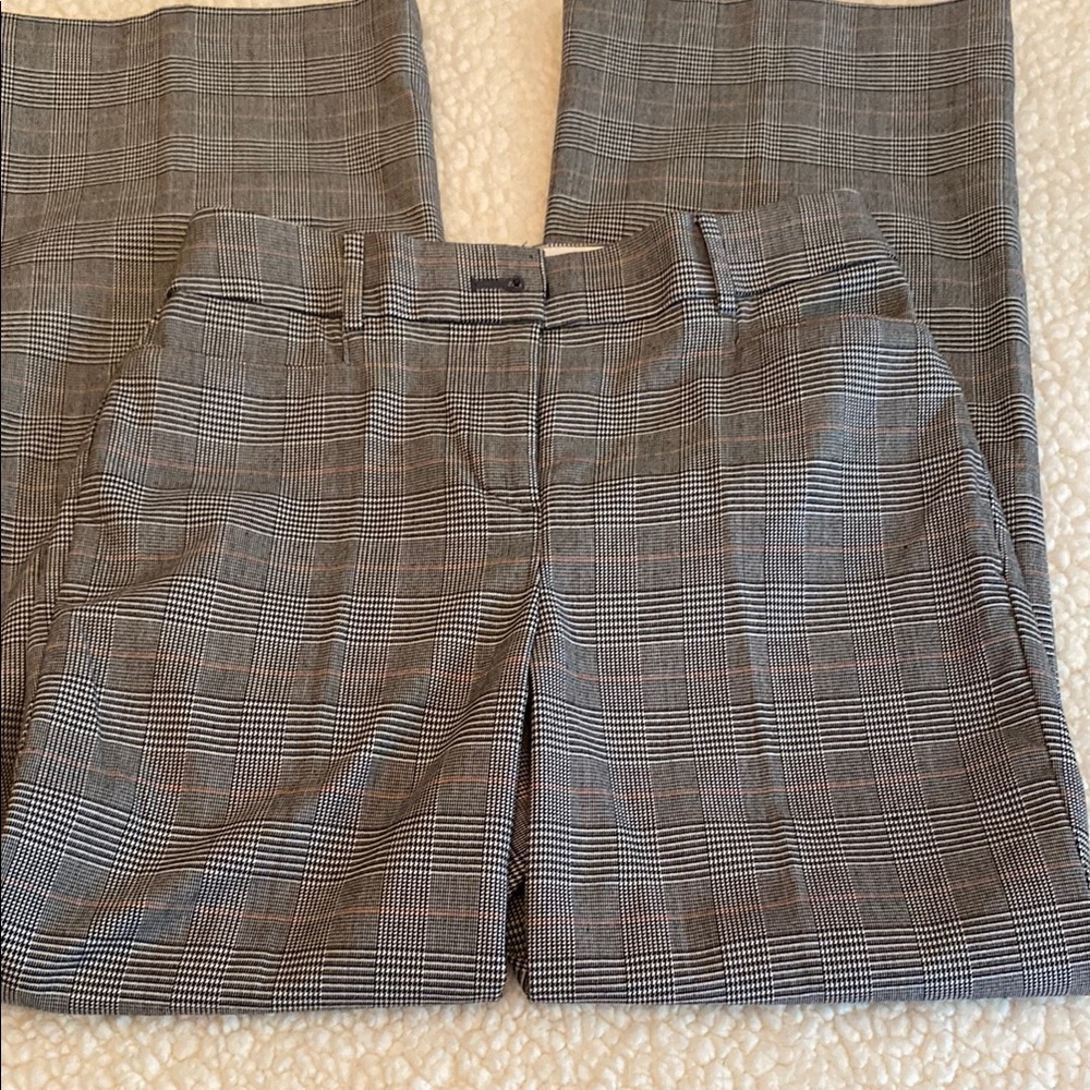 LOFT Gray Trousers with Tailored Silhouette